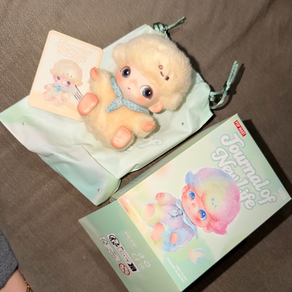 POP MART Other - Pop Mart Dimoo Journal Of New Life - Curiosity